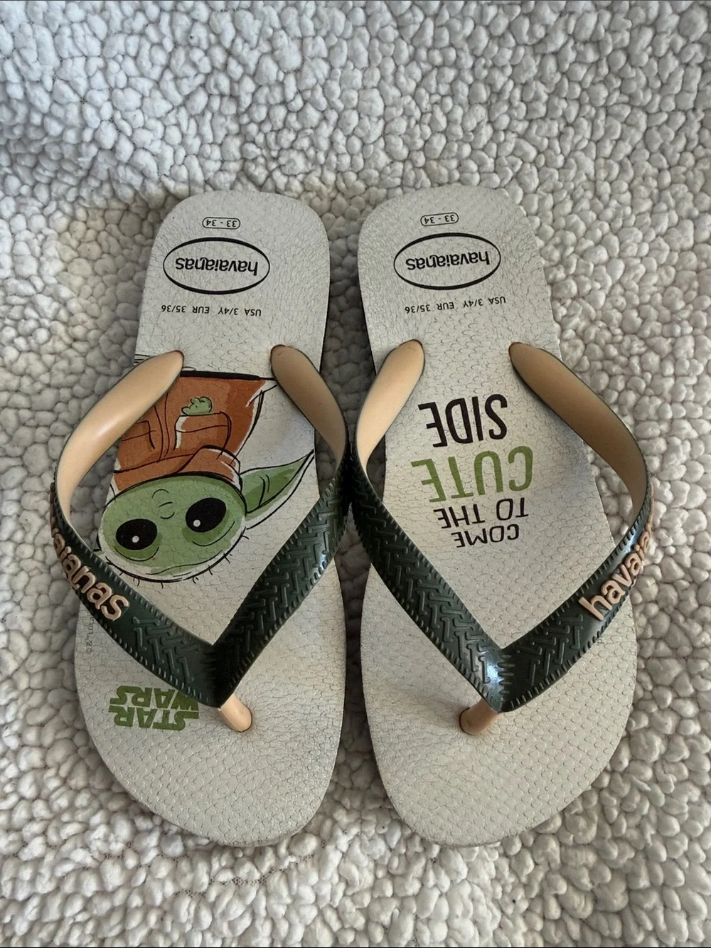 Havaianas Kids 'Come to the Cute Side' Green Baby Yoda Flip Flops Disney 3/4 Y